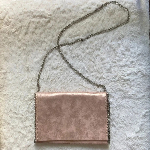 Chelsea28 Metallic Chain Trim Faux Leather Pink Silver Rose Crossbody Bag Clutch - Picture 1 of 16